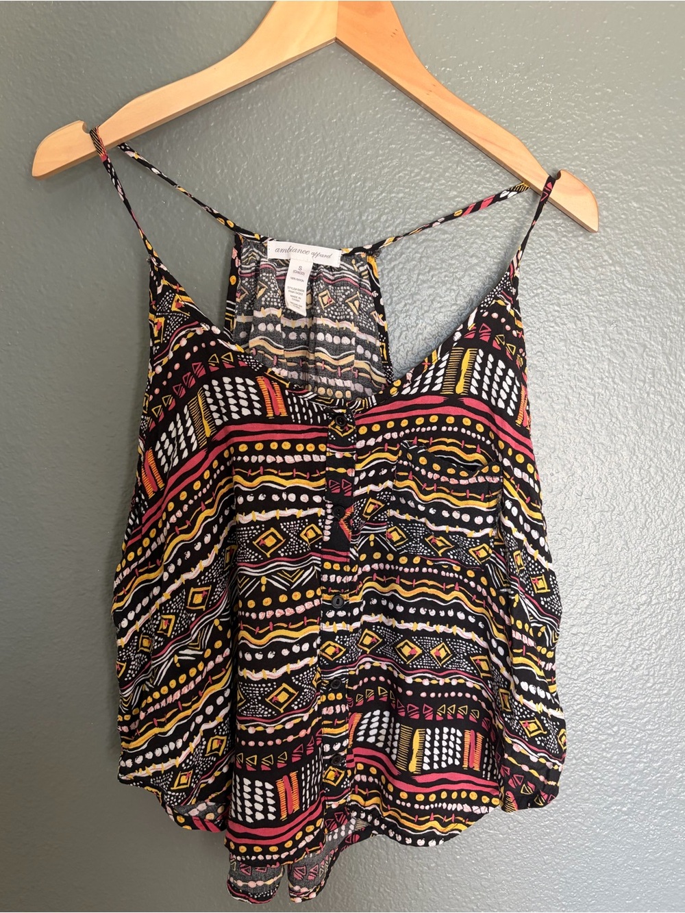 Black Patterned Spaghetti Strap Tank Top
Size Small
Resortwear
Summer Top